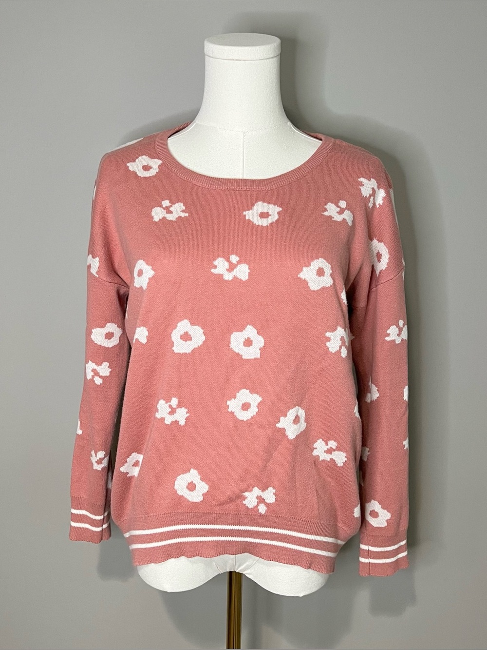 Maurices Floral Sweater Size M